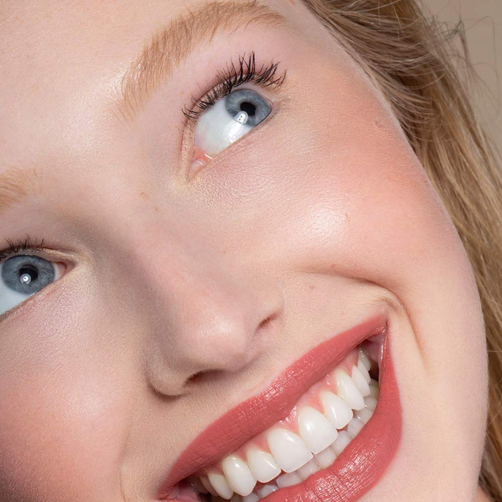 ?Buy 1 Get 1 Free?Iron Wand Mascara