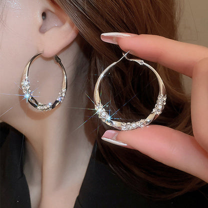 ??Circle Earrings with Zirconia